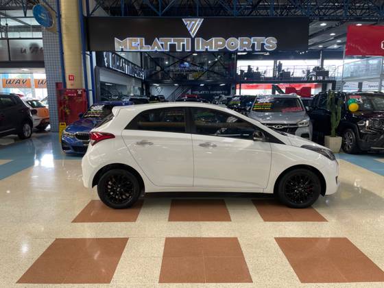 HYUNDAI HB20 1.6 R SPEC 16V FLEX 4P AUTOMÁTICO